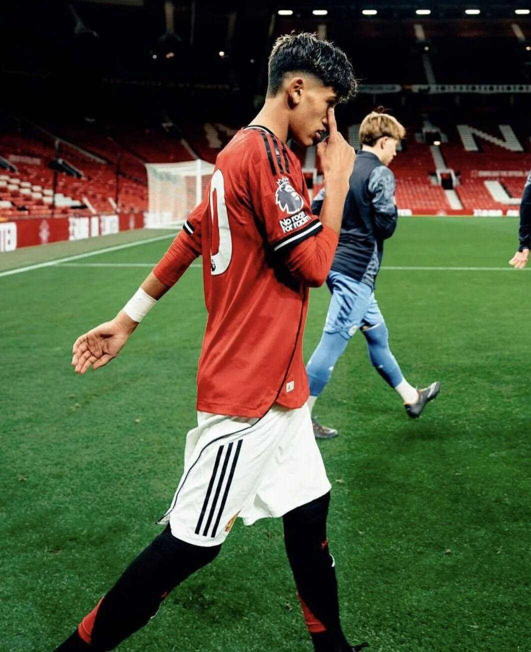 西汉姆回应争议备战欧超杯亚特兰大临场应变备战足总杯,网友:梅西连续二十场比赛得分超过夺冠的简单介绍 西汉姆回应争议备战欧超杯亚特兰大临场应变备战足总杯,网友:梅西连续二十场比赛得分超过夺冠的简单介绍