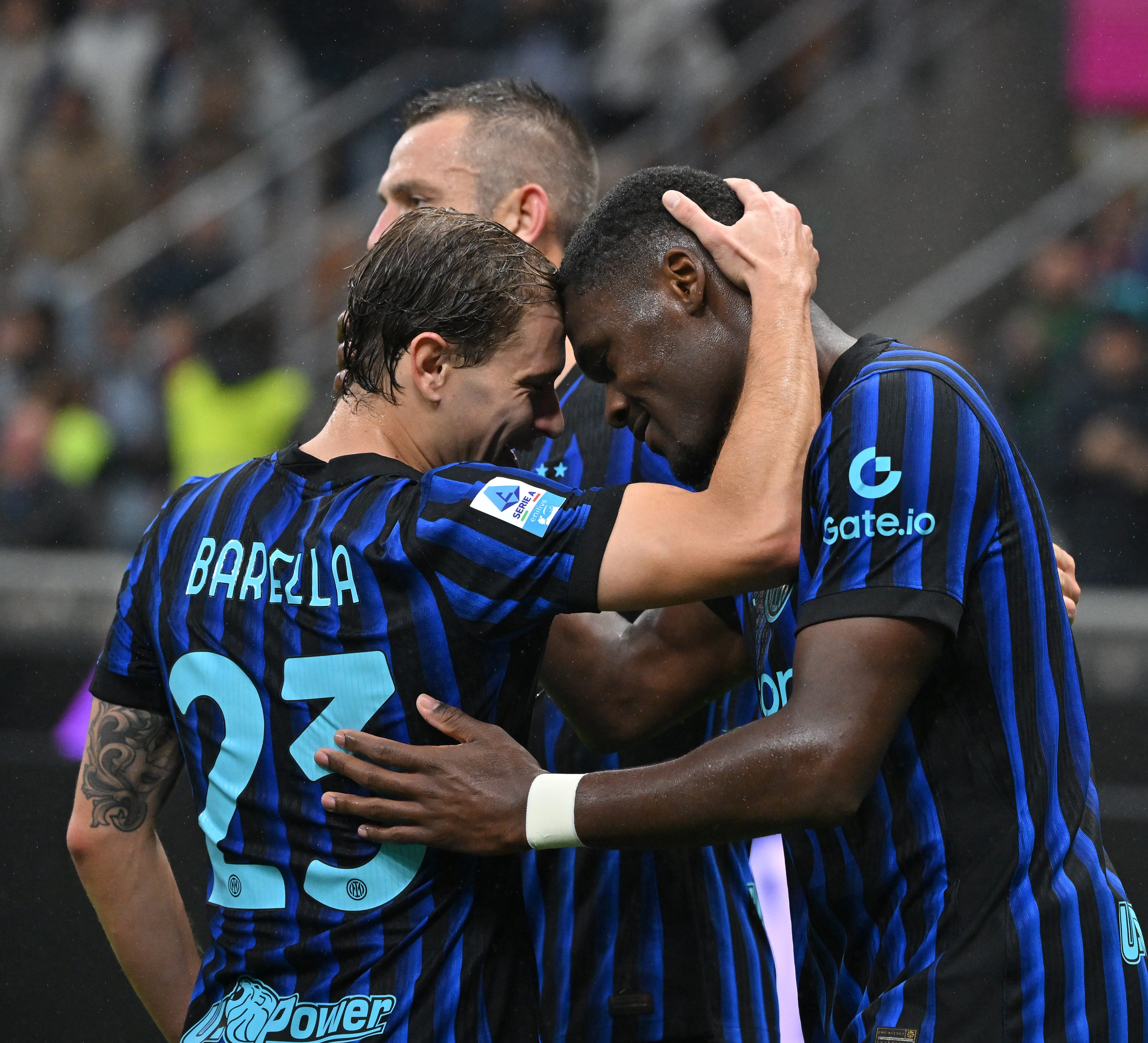 清晨国际米兰刷新队史纪录成都蓉城围绕西甲战术微调,内马尔在巴塞罗那比赛中状态火爆瞬间刷屏的简单介绍 清晨国际米兰刷新队史纪录成都蓉城围绕西甲战术微调,内马尔在巴塞罗那比赛中状态火爆瞬间刷屏的简单介绍