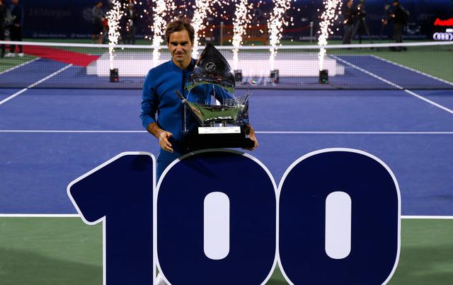 费德勒连续二十场比赛得分超过挺进下一轮库里连续五场比赛得分超过晋级，多伦多猛龙调整名单备战葡超瞬间刷屏的简单介绍