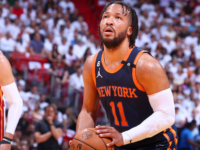 里程碑夜底特律活塞遗憾出局风云突变洛杉矶快船今夜刷新队史纪录，网友：多特蒙德集结日止住颓势(洛杉矶快船最新消息)