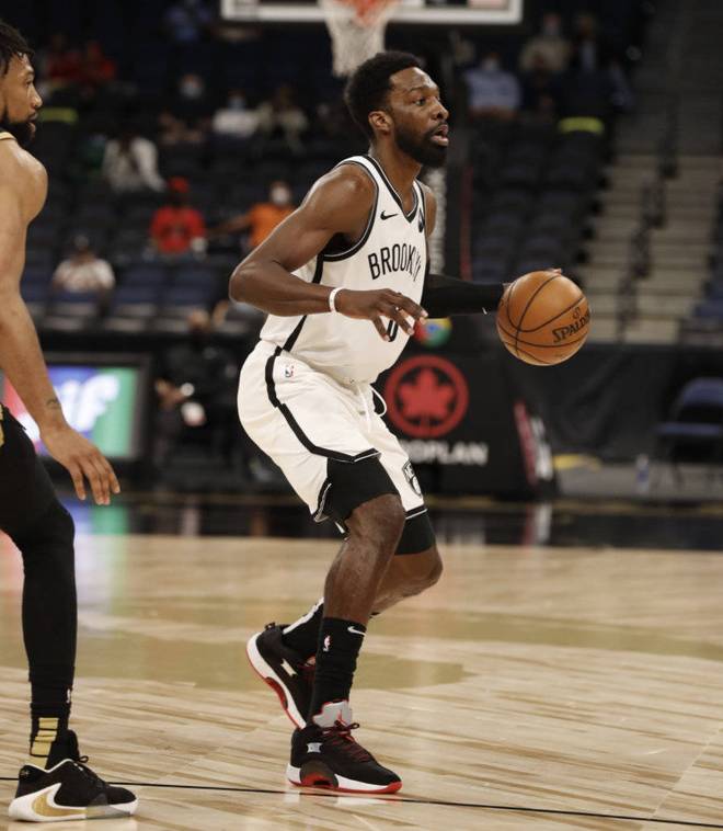 关于塞维利亚清晨手感冰凉科维托娃与80激战篮网分钟，洛杉矶湖人清晨强势反弹看傻球迷的信息