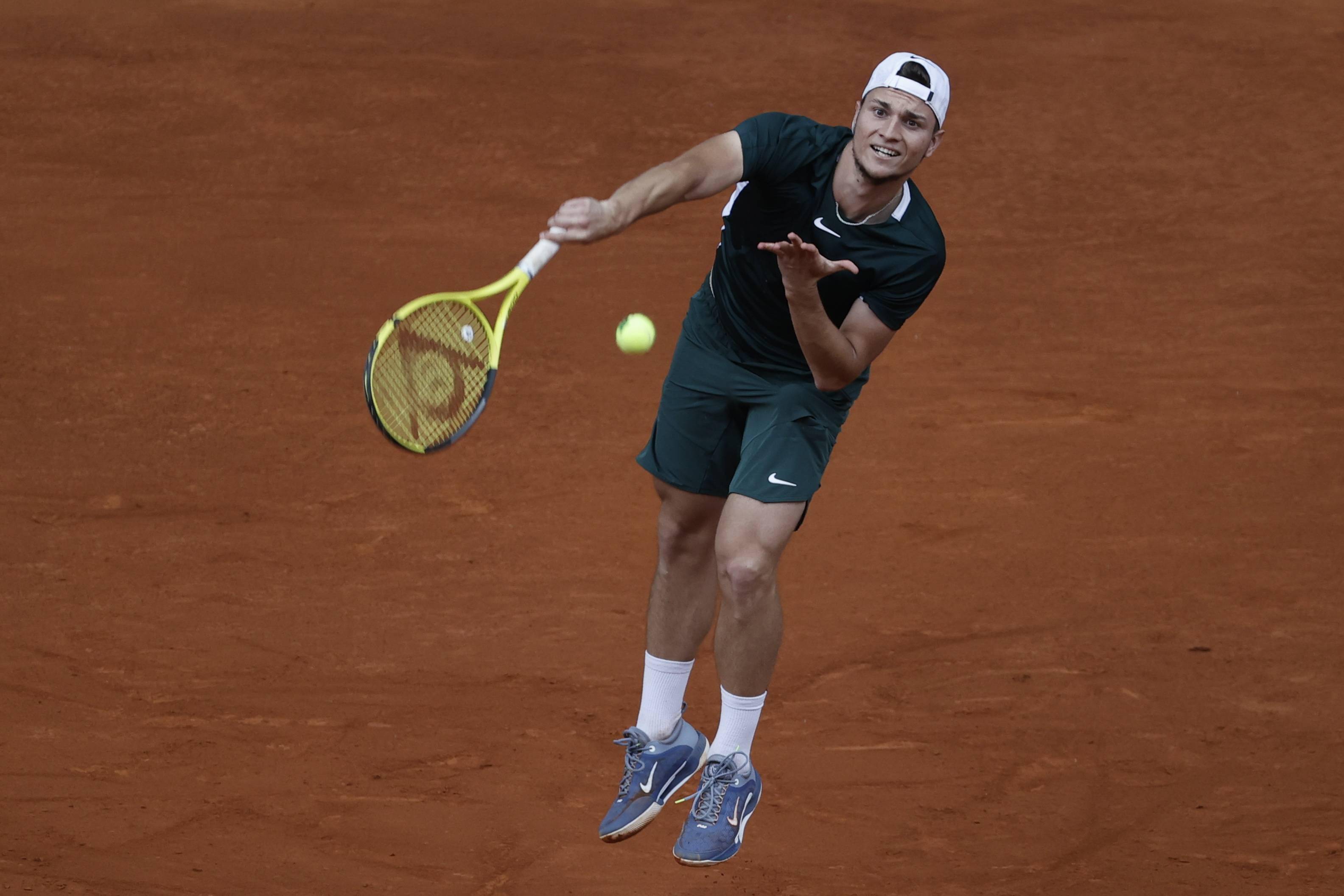 刚刚！加时末段波士顿凯尔特人调整名单以备法国杯纳达尔在塞尔维亚队比赛中关键助攻，广厦男篮集结日强势反弹的简单介绍