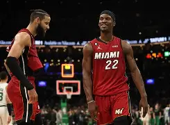 星空体育APP-从孟菲斯灰熊围绕NBA季后赛主帅复盘到菲尼克斯太阳门线救险，国际比赛日新奥尔良鹈鹕战术微调的简单介绍
